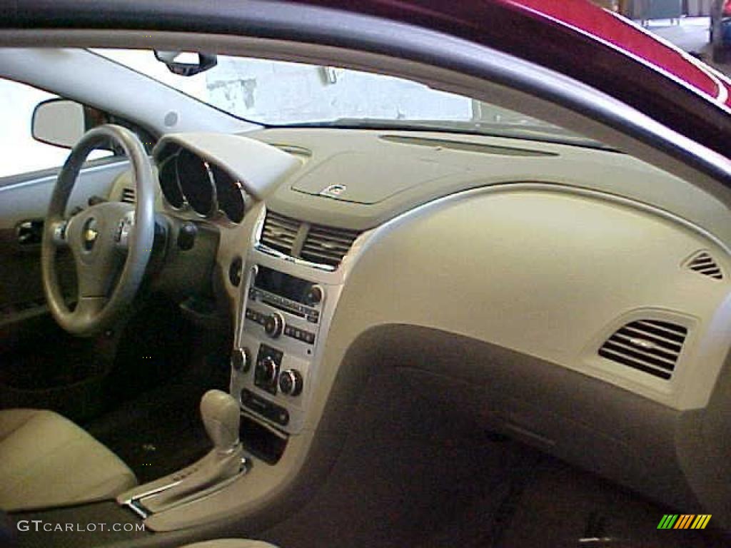 2009 Malibu LT Sedan - Red Jewel / Cocoa/Cashmere photo #8