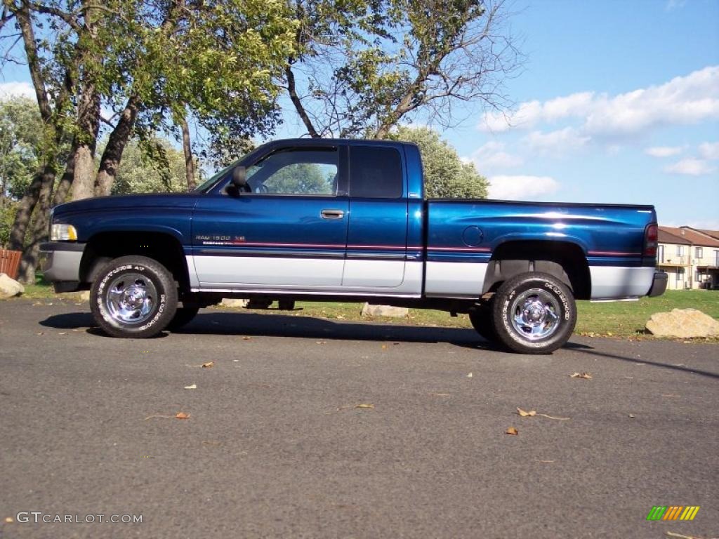 2001 Ram 1500 SLT Club Cab 4x4 - Patriot Blue Pearl / Mist Gray photo #4