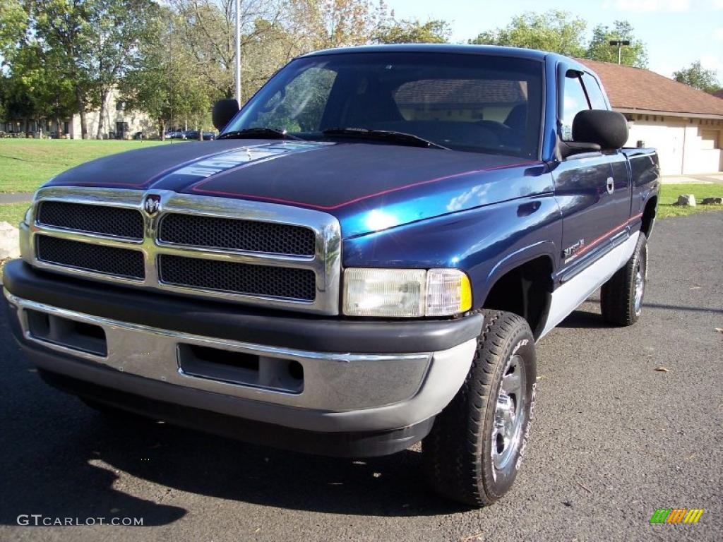 2001 Ram 1500 SLT Club Cab 4x4 - Patriot Blue Pearl / Mist Gray photo #8