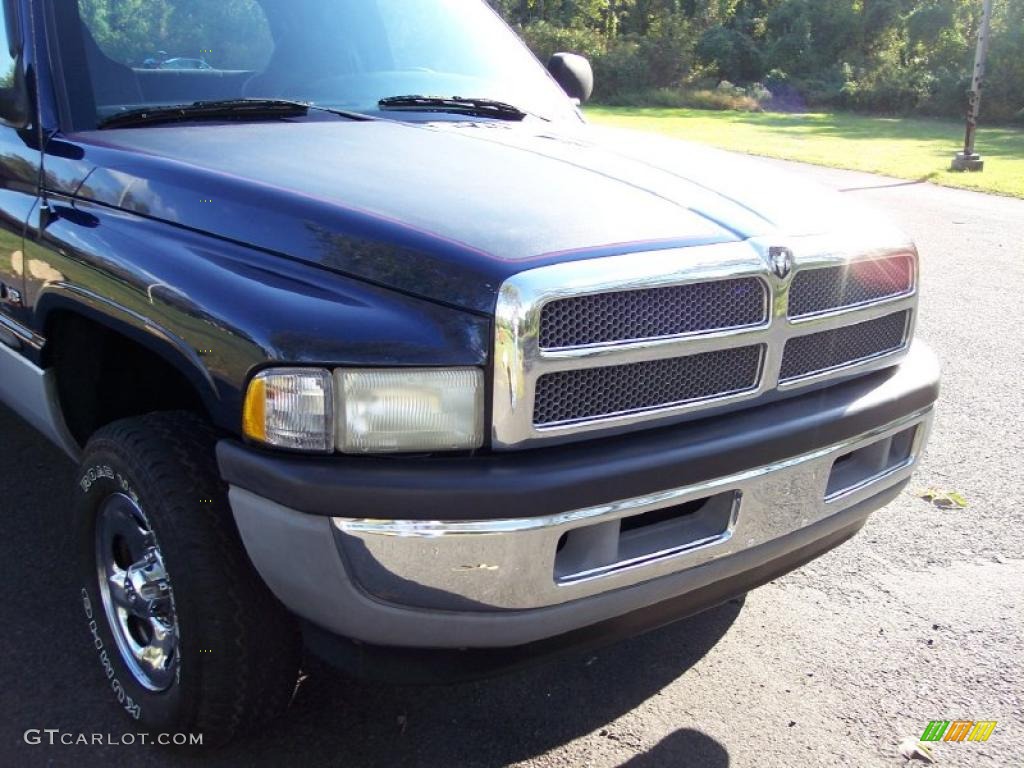 2001 Ram 1500 SLT Club Cab 4x4 - Patriot Blue Pearl / Mist Gray photo #9