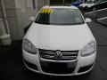 Campanella White - Jetta SE Sedan Photo No. 8