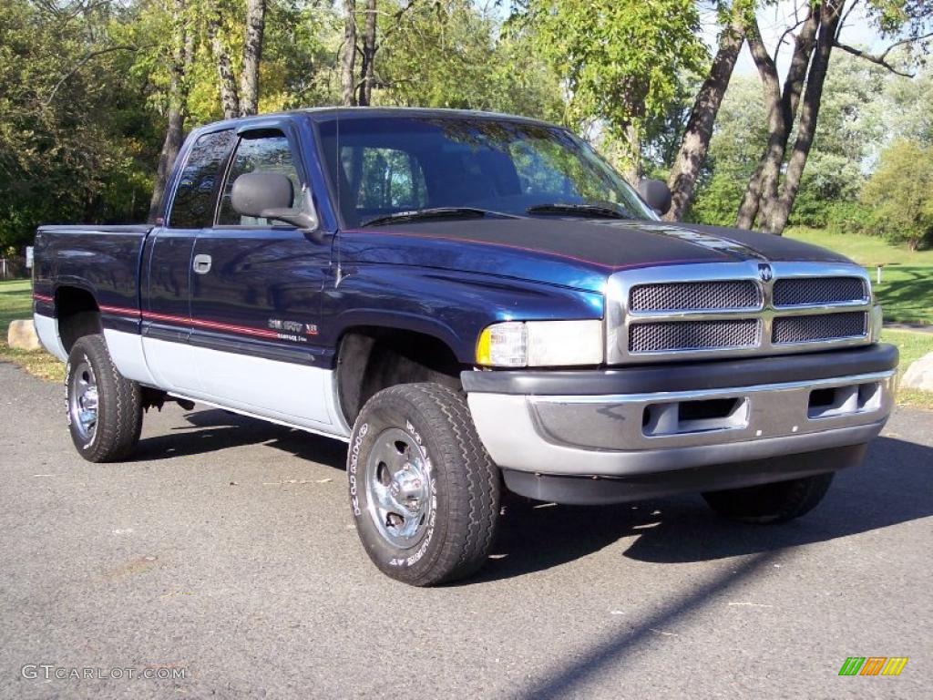 2001 Ram 1500 SLT Club Cab 4x4 - Patriot Blue Pearl / Mist Gray photo #12