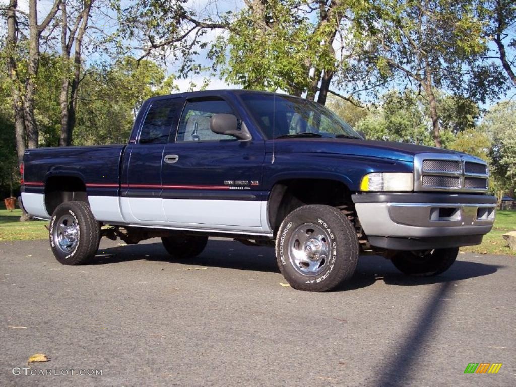 2001 Ram 1500 SLT Club Cab 4x4 - Patriot Blue Pearl / Mist Gray photo #14