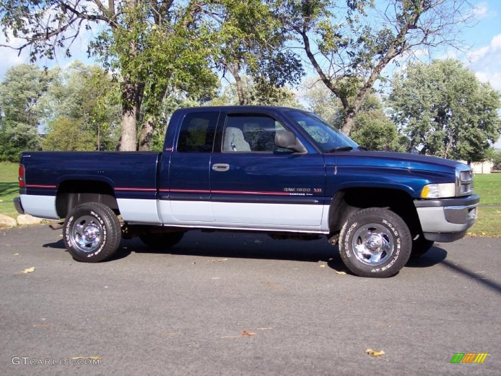 2001 Ram 1500 SLT Club Cab 4x4 - Patriot Blue Pearl / Mist Gray photo #15