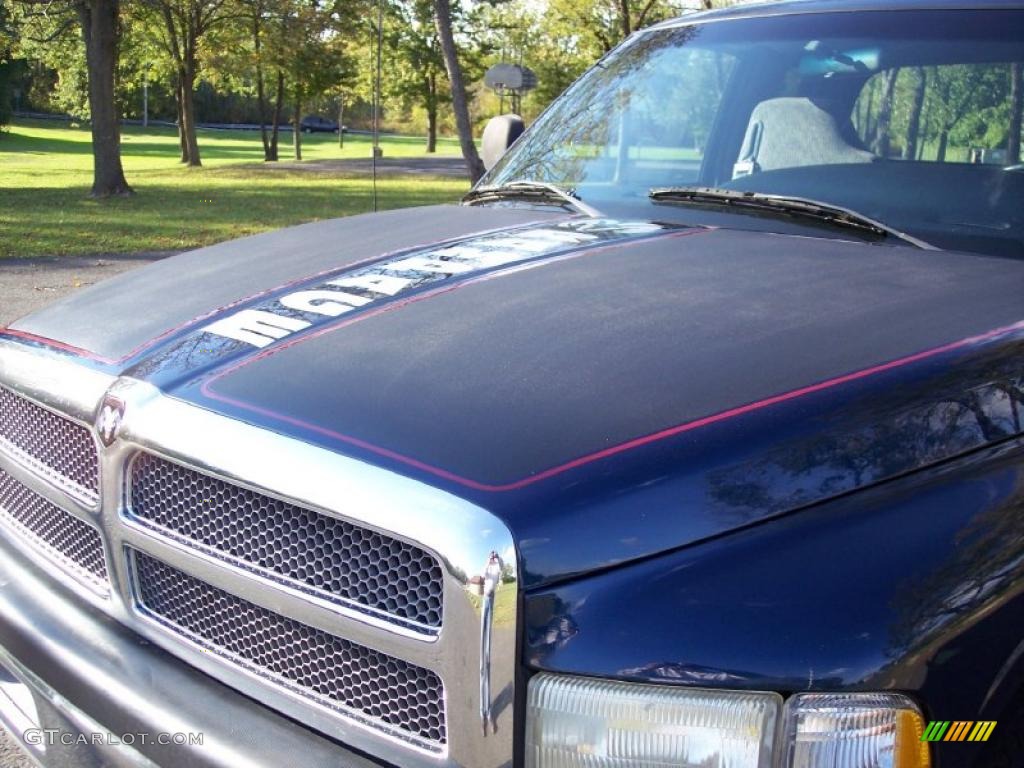 2001 Ram 1500 SLT Club Cab 4x4 - Patriot Blue Pearl / Mist Gray photo #24