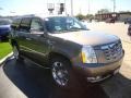 Mocha Steel Metallic - Escalade Luxury AWD Photo No. 3