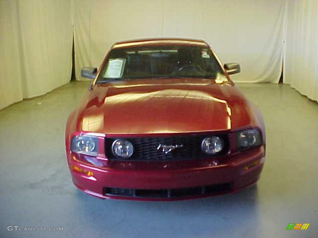 2005 Mustang GT Premium Coupe - Redfire Metallic / Dark Charcoal photo #2
