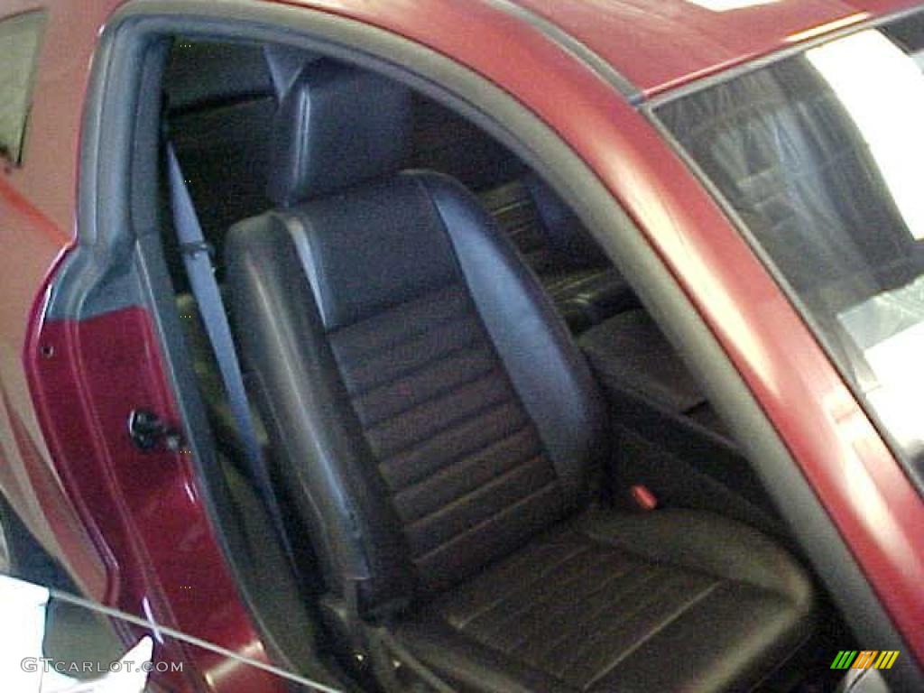 2005 Mustang GT Premium Coupe - Redfire Metallic / Dark Charcoal photo #9