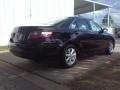 Black - Camry LE Photo No. 16