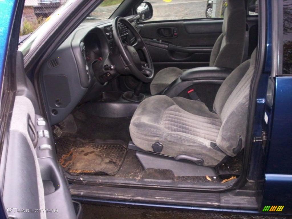 2002 S10 ZR2 Extended Cab 4x4 - Indigo Blue Metallic / Graphite photo #8