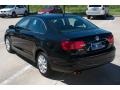 Black - Jetta SE Sedan Photo No. 2