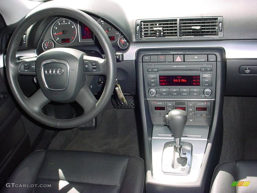 2007 A4 2.0T Sedan - Brilliant Black / Ebony photo #13