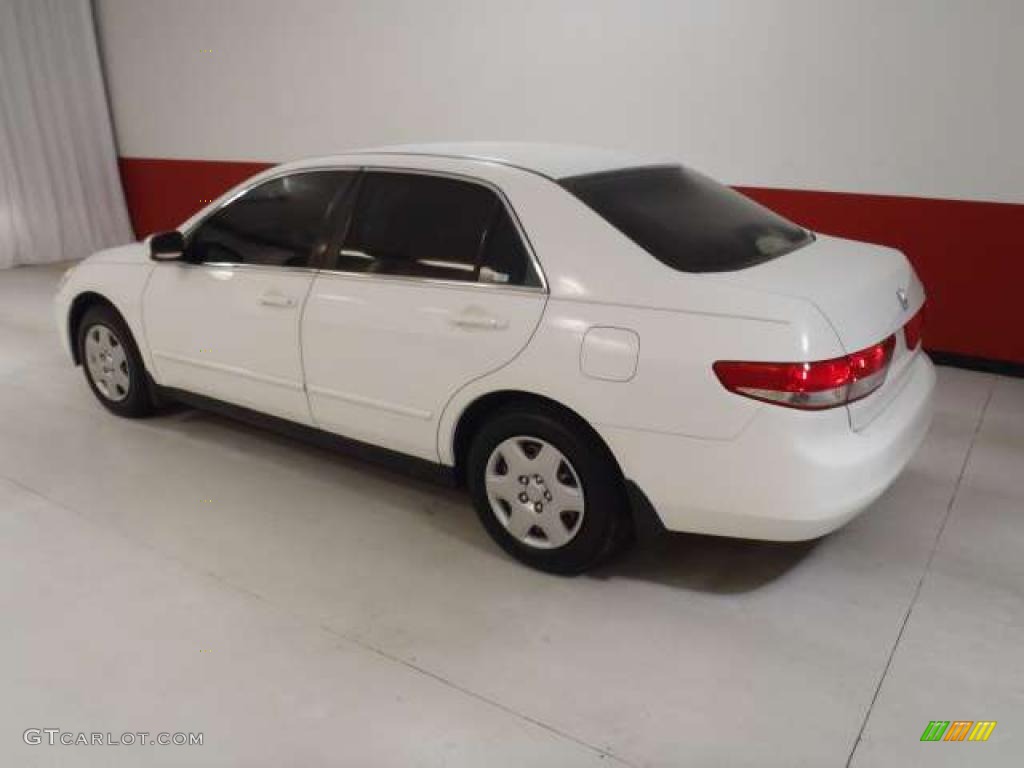 2003 Accord LX Sedan - Taffeta White / Ivory photo #6