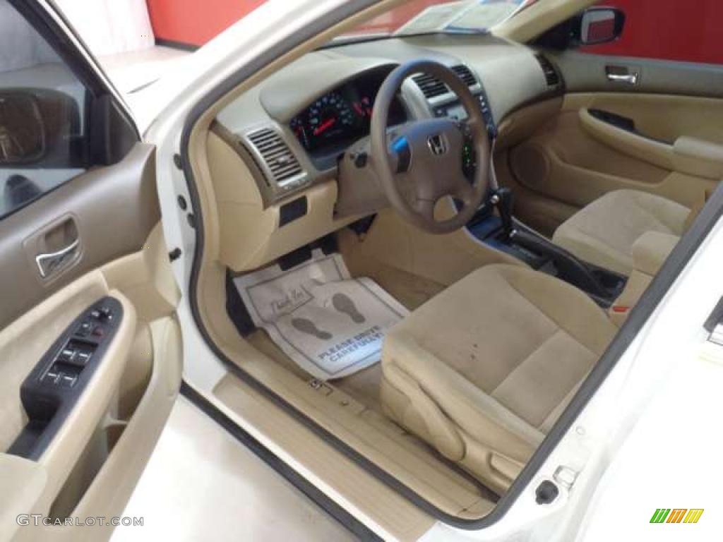 2003 Accord LX Sedan - Taffeta White / Ivory photo #13