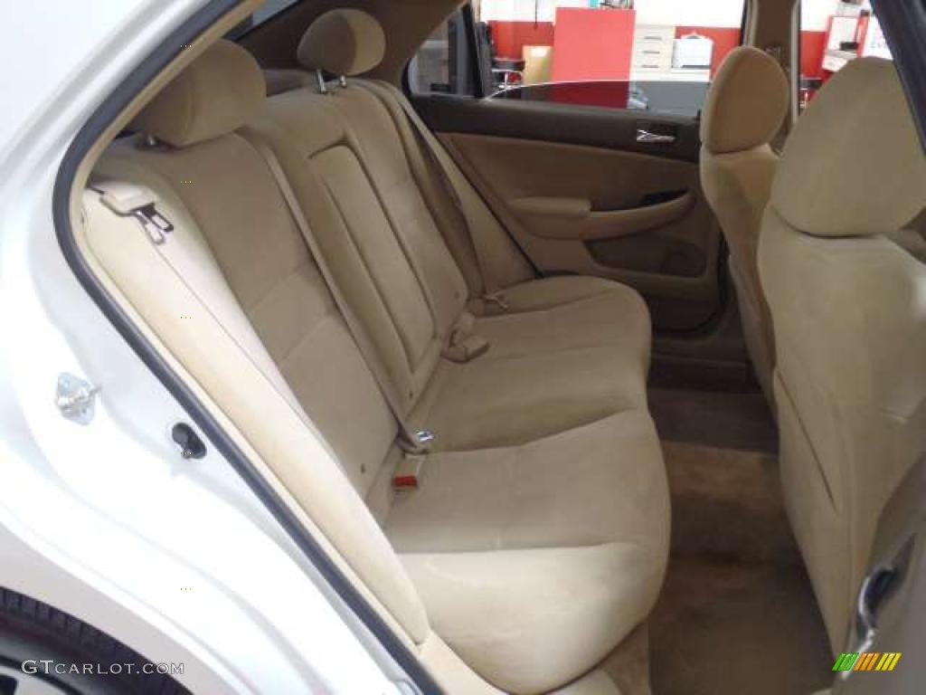 2003 Accord LX Sedan - Taffeta White / Ivory photo #20