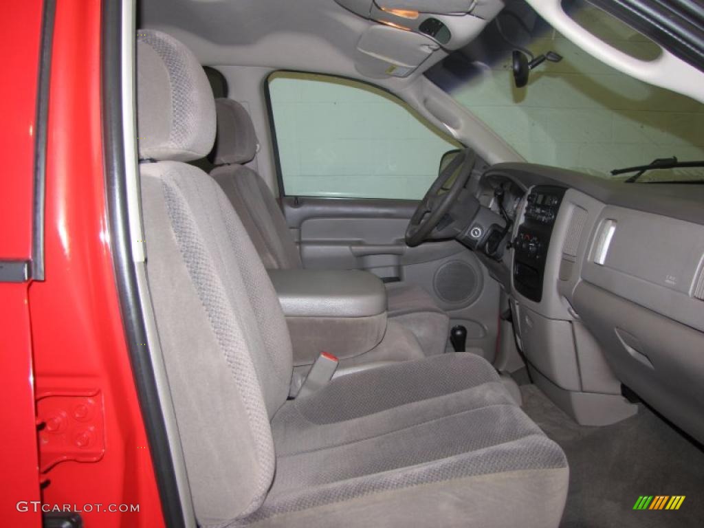2002 Ram 1500 ST Quad Cab 4x4 - Flame Red / Dark Slate Gray photo #12