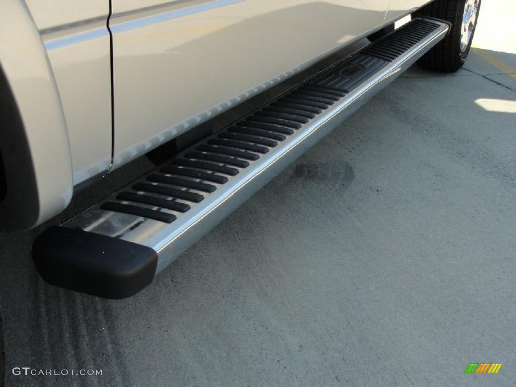 2010 F150 Lariat SuperCrew - Ingot Silver Metallic / Black photo #11