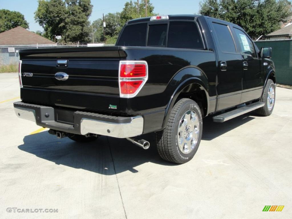 2010 F150 Lariat SuperCrew - Tuxedo Black / Black photo #3