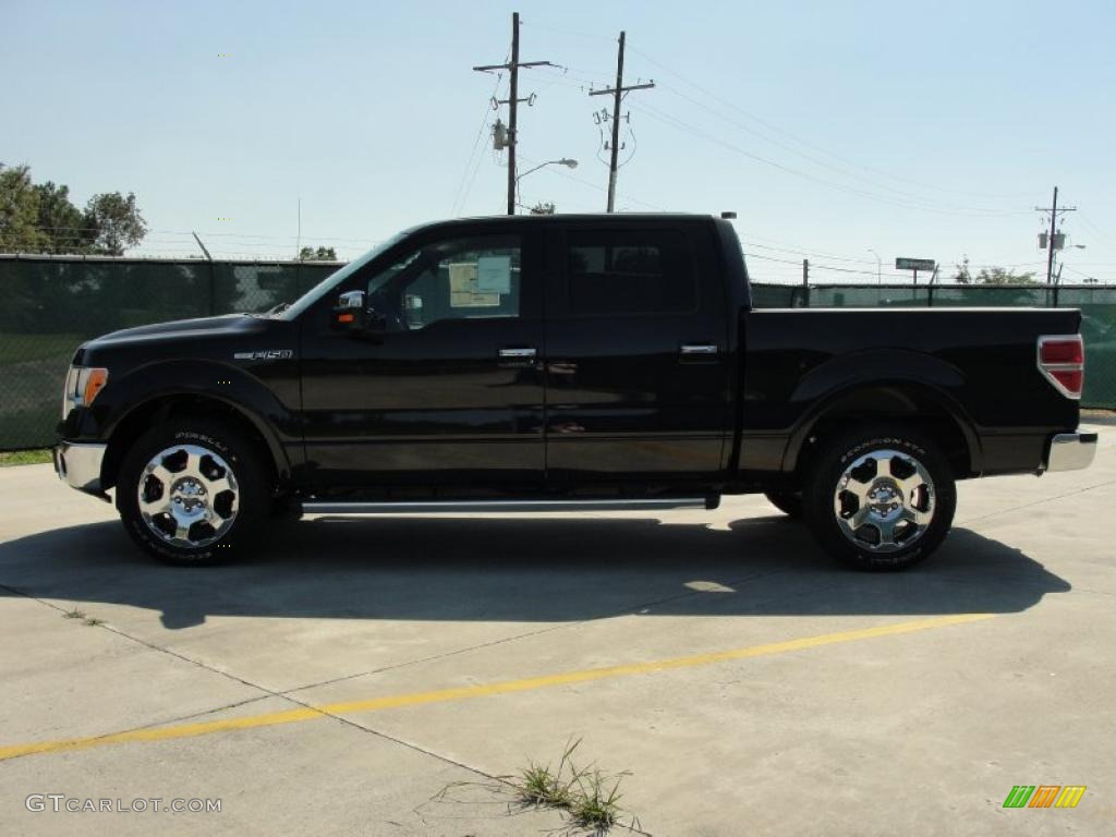 2010 F150 Lariat SuperCrew - Tuxedo Black / Black photo #6