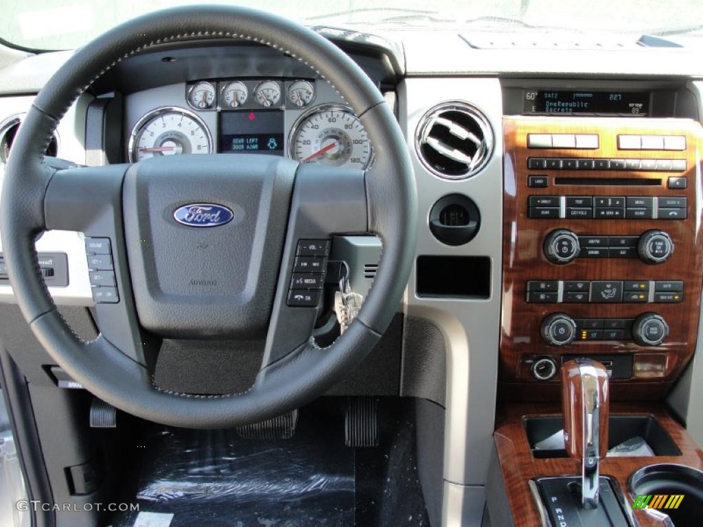 2010 F150 Lariat SuperCrew - Ingot Silver Metallic / Black photo #24