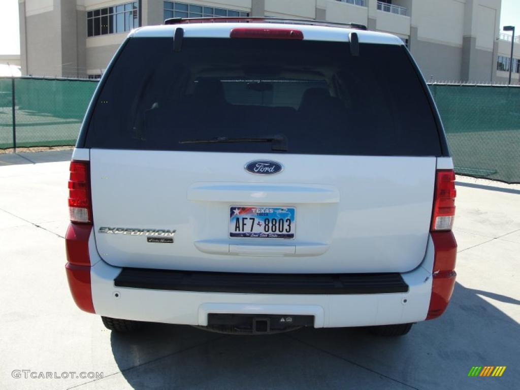 2003 Expedition Eddie Bauer 4x4 - Oxford White / Medium Parchment photo #4
