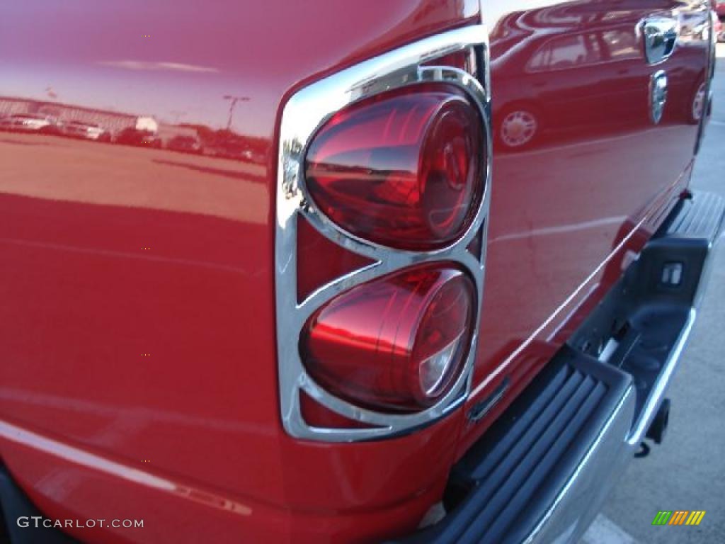 2007 Ram 1500 ST Quad Cab - Flame Red / Medium Slate Gray photo #30