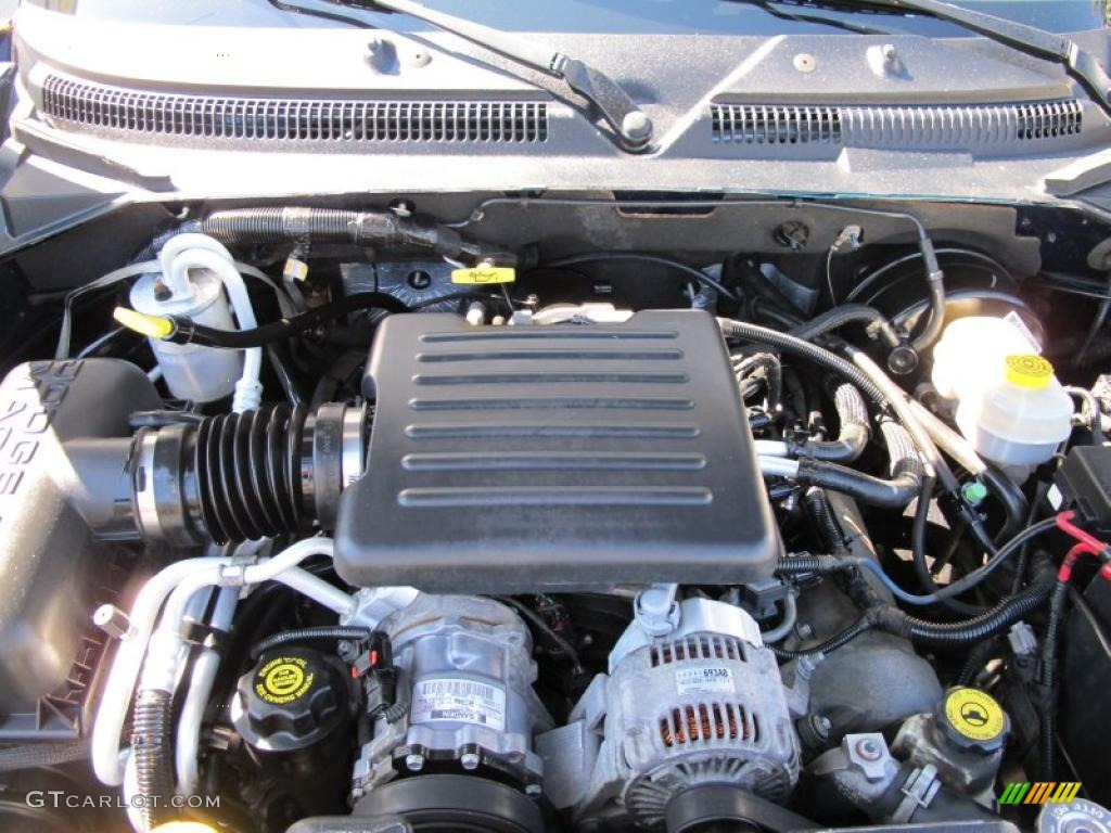 2002 Dodge Dakota Sport Quad Cab 4.7 Liter SOHC 16-Valve PowerTech V8 Engine Photo #37786196