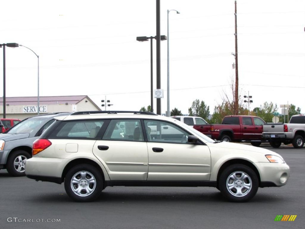 2007 Outback 2.5i Wagon - Champagne Gold Opal / Warm Ivory Tweed photo #9