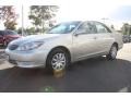 Lunar Mist Metallic - Camry LE Photo No. 5
