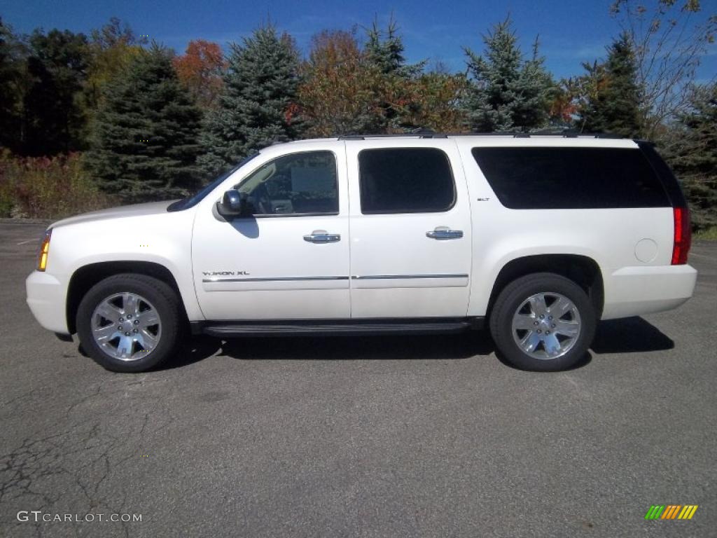 2010 Yukon XL SLT 4x4 - White Diamond Tricoat / Cocoa/Light Cashmere photo #1