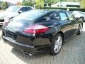 Black - Panamera 4 Photo No. 5