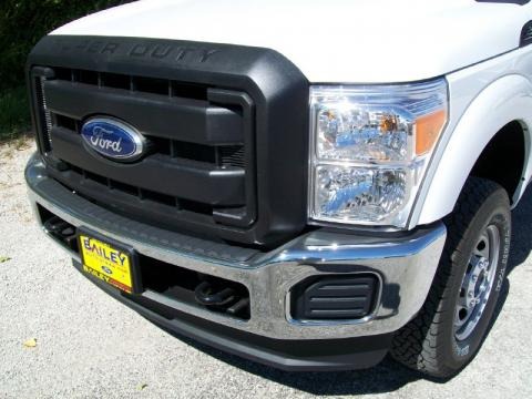 2011 Ford F350 Super Duty XL Crew Cab 4x4 Data, Info and Specs