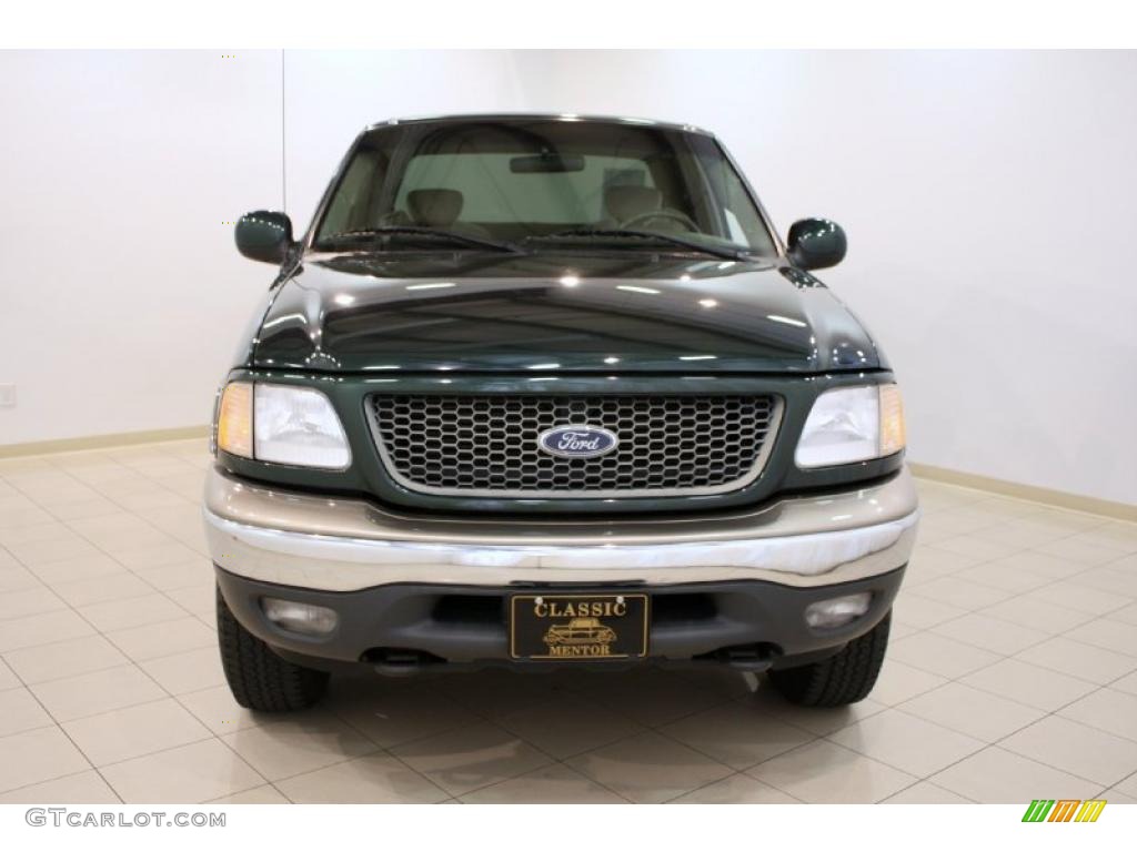 2001 F150 XLT SuperCab 4x4 - Dark Highland Green Metallic / Medium Parchment photo #2