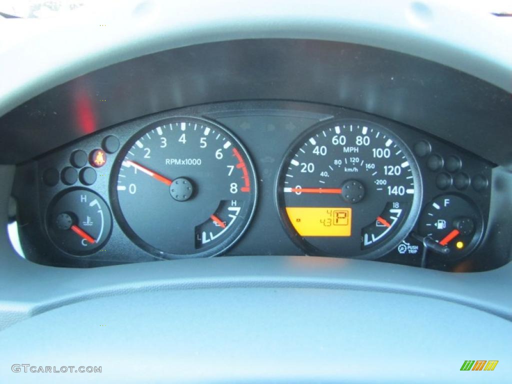 2011 Nissan Frontier SV Crew Cab Gauges Photo #37800404