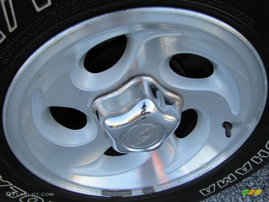 1998 Ford Explorer XLT Wheel Photo #37800908