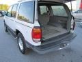 1998 Oxford White Ford Explorer XLT  photo #14