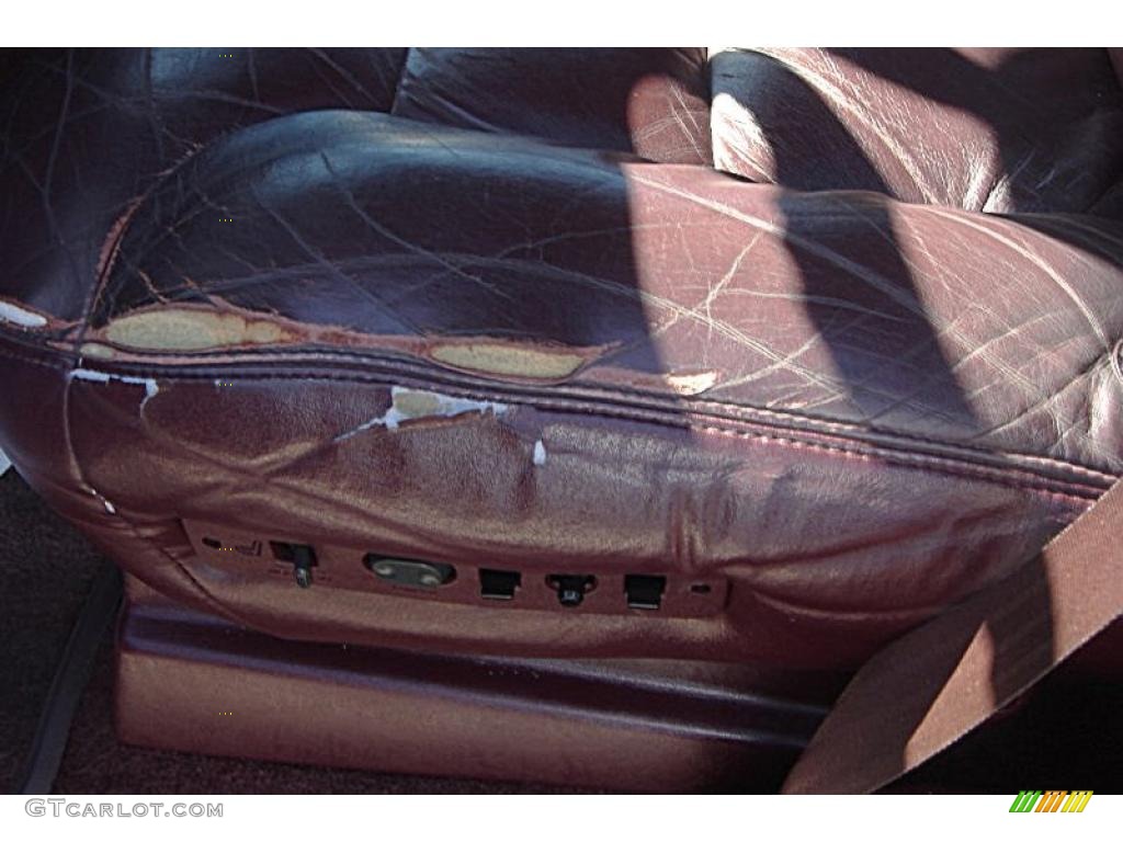 1999 Tahoe LT 4x4 - Victory Red / Gray photo #10