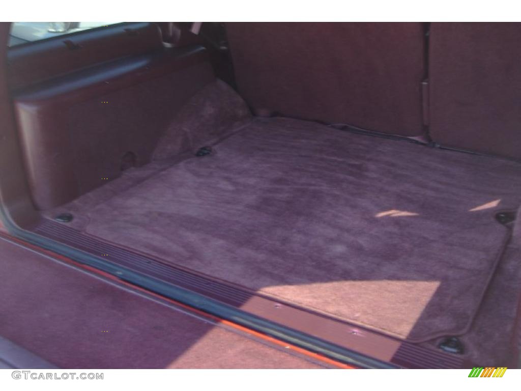 1999 Tahoe LT 4x4 - Victory Red / Gray photo #26