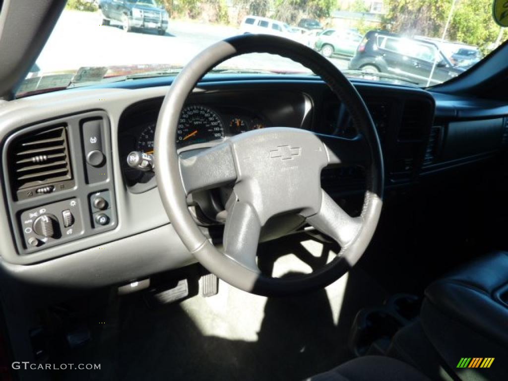 2004 Silverado 1500 LS Extended Cab - Sport Red Metallic / Dark Charcoal photo #12