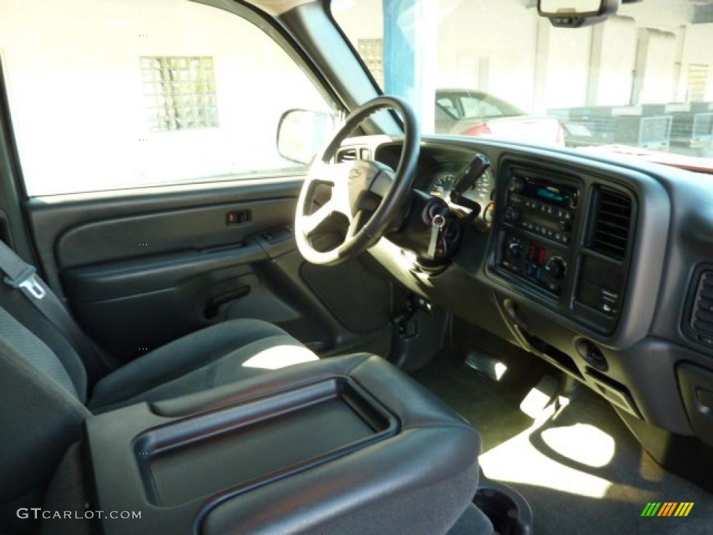 2004 Silverado 1500 LS Extended Cab - Sport Red Metallic / Dark Charcoal photo #20