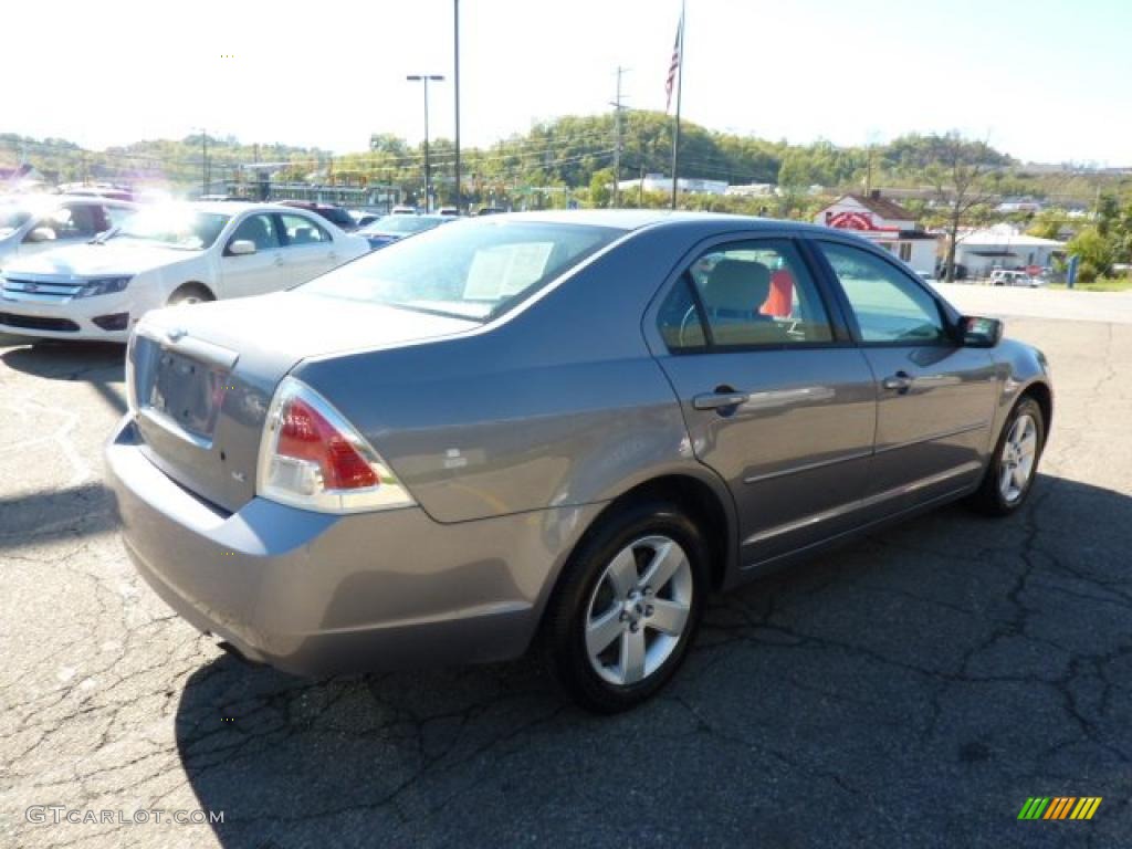 2007 Fusion SE - Tungsten Grey Metallic / Light Stone photo #4