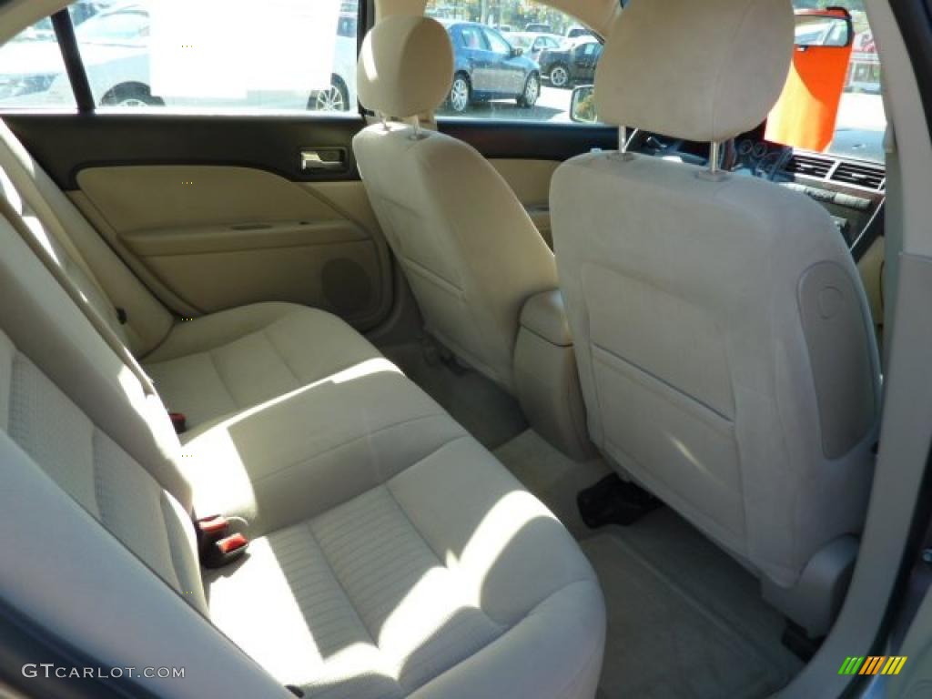 2007 Fusion SE - Tungsten Grey Metallic / Light Stone photo #16
