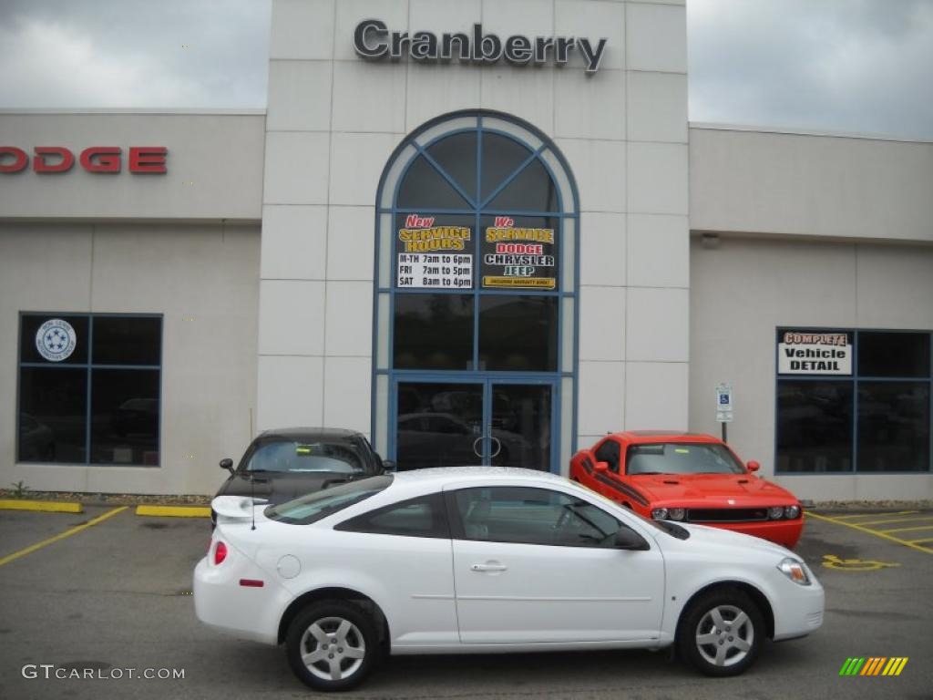 Summit White Chevrolet Cobalt