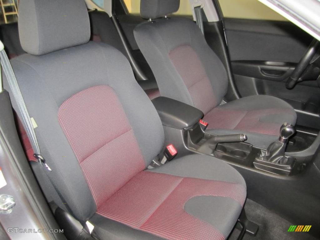 Black/Red Interior 2004 Mazda MAZDA3 s Hatchback Photo #37813604