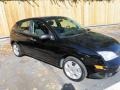 Pitch Black - Focus ZX5 SES Hatchback Photo No. 5