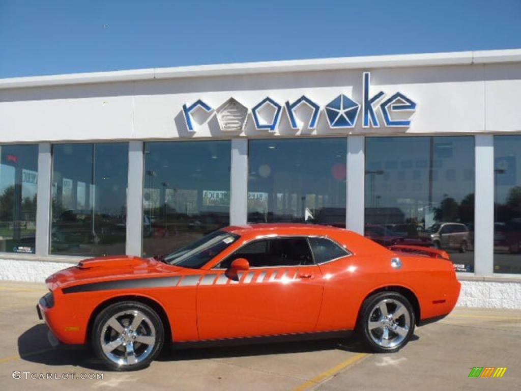 2010 Challenger R/T - HEMI Orange / Dark Slate Gray photo #1