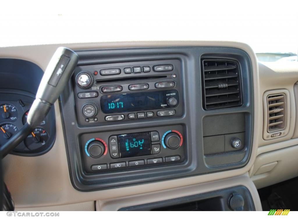 2004 Yukon XL 1500 SLT - Polo Green Metallic / Neutral/Shale photo #15