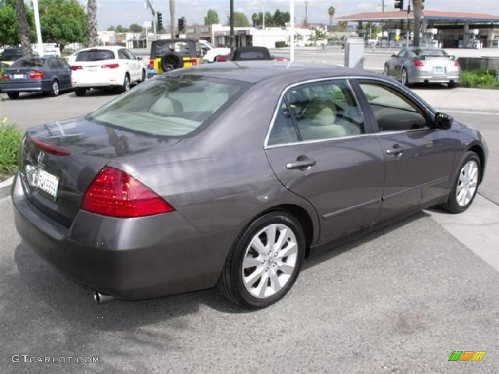 2007 Accord LX V6 Sedan - Carbon Bronze Pearl / Ivory photo #7