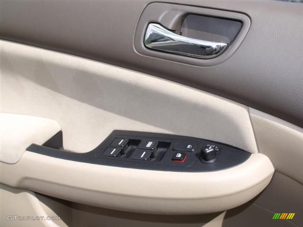 2007 Accord LX V6 Sedan - Carbon Bronze Pearl / Ivory photo #19