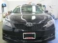 Black - Camry SE Photo No. 20